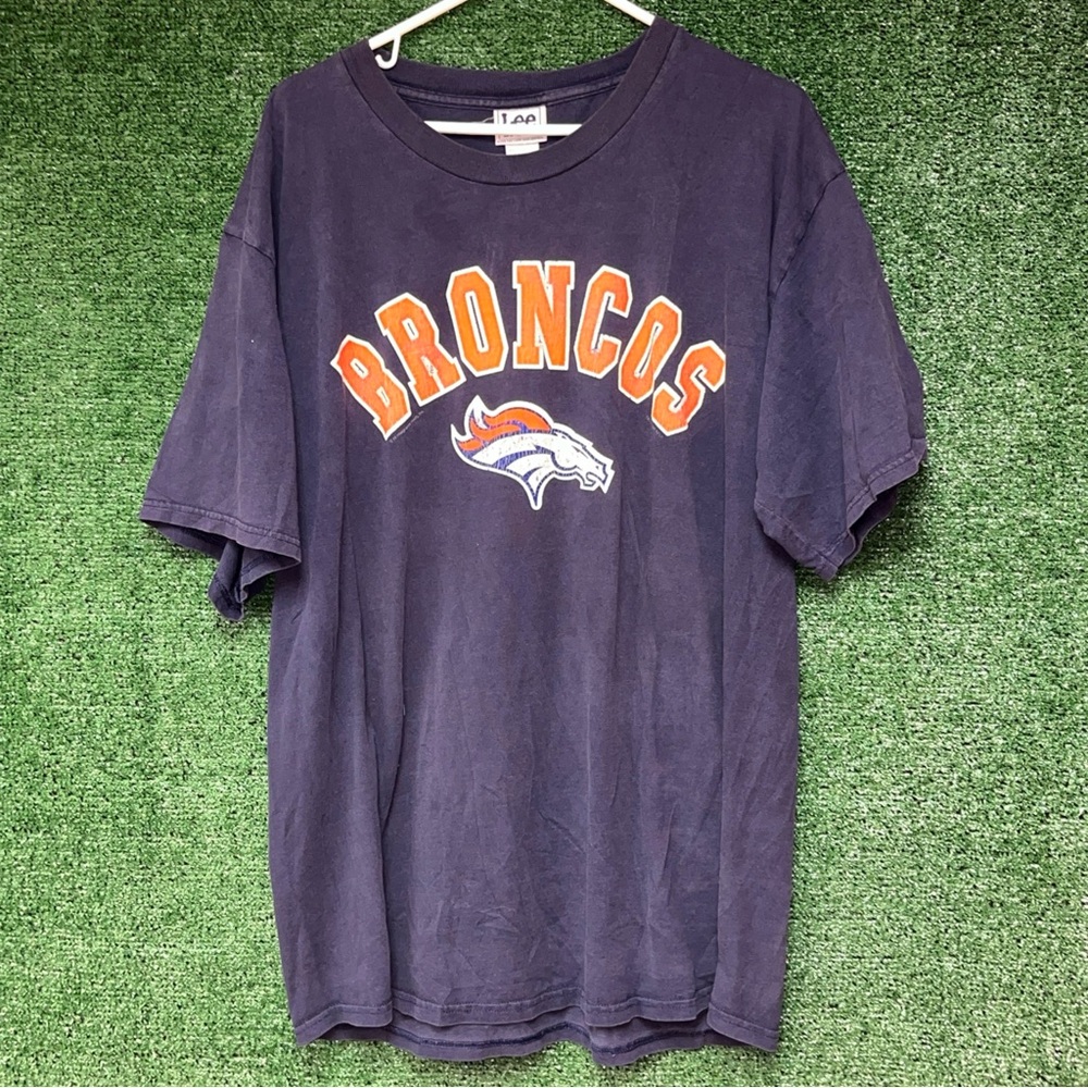 Denver Broncos Vintage Y2K Distressed Fader Lee Sport Shirt XL